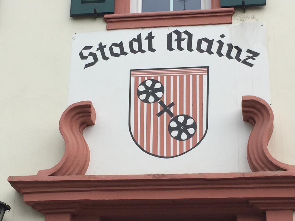 Hotel Stadt Mainz Schwabenheim an der Selz Εξωτερικό φωτογραφία