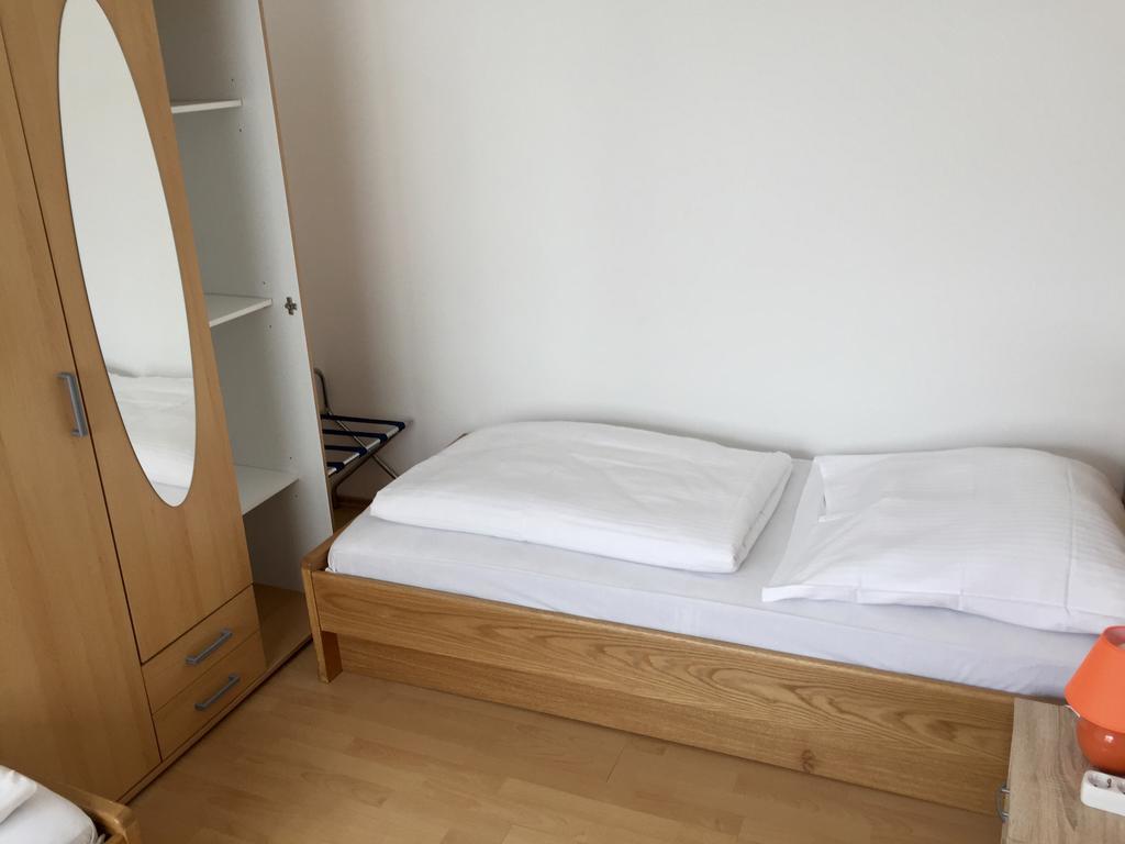 Hotel Stadt Mainz Schwabenheim an der Selz Εξωτερικό φωτογραφία