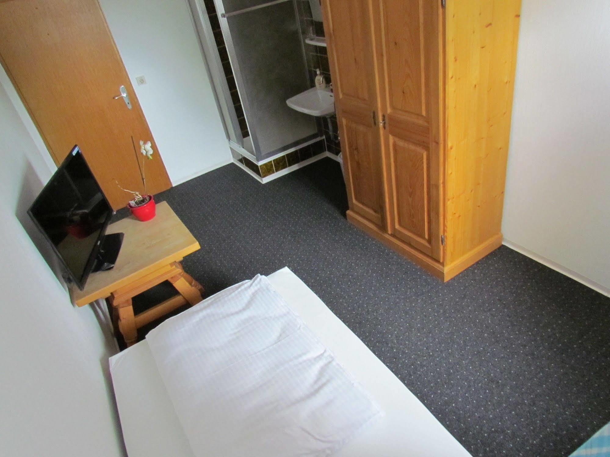Hotel Stadt Mainz Schwabenheim an der Selz Εξωτερικό φωτογραφία